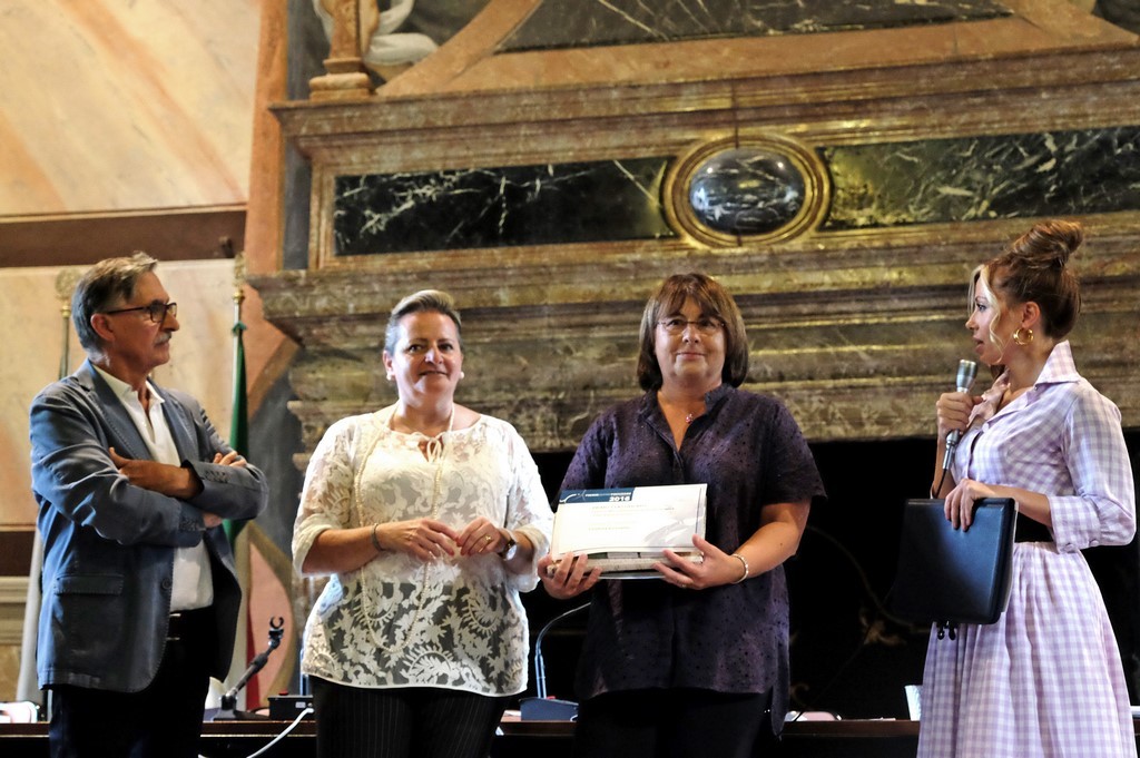 Cristina Cornelio, I premio Qualità Microeletteratura con Maria Grazia Sassi