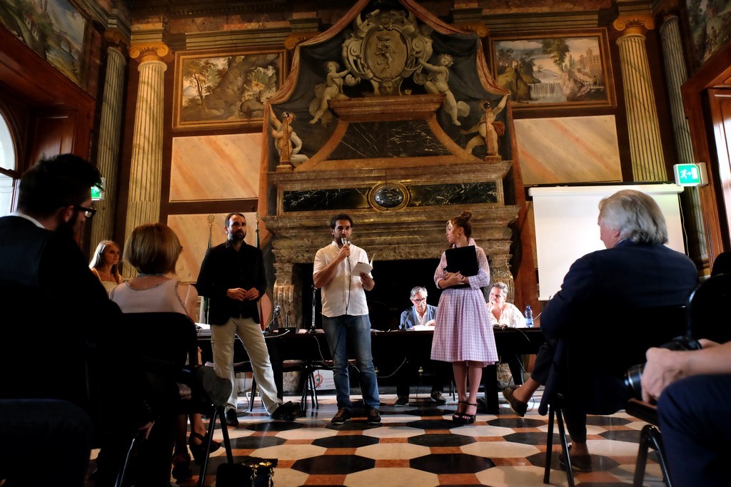 Davide Ferrari, finalista Poesia edita con Matteo Vercesi e Rossella Pretto